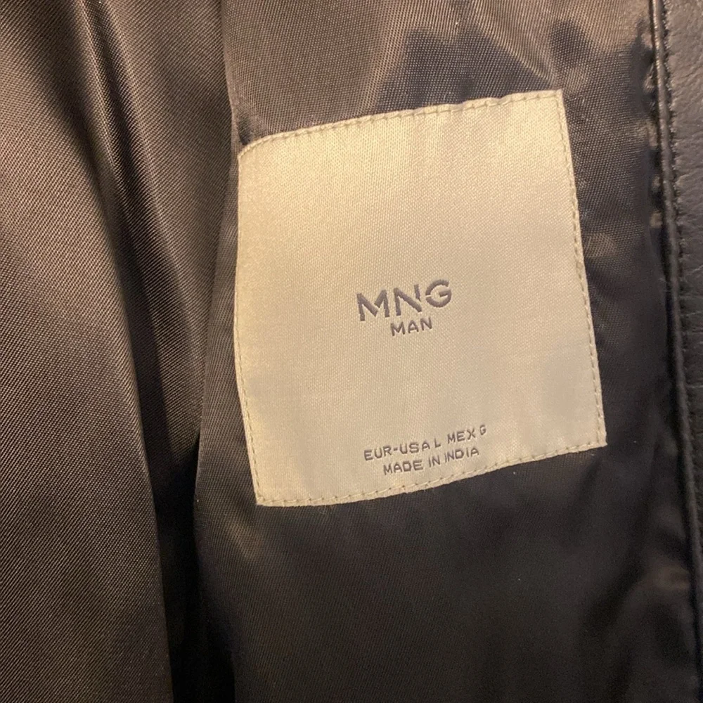 Real Leather jacket - Picture 3 of 5